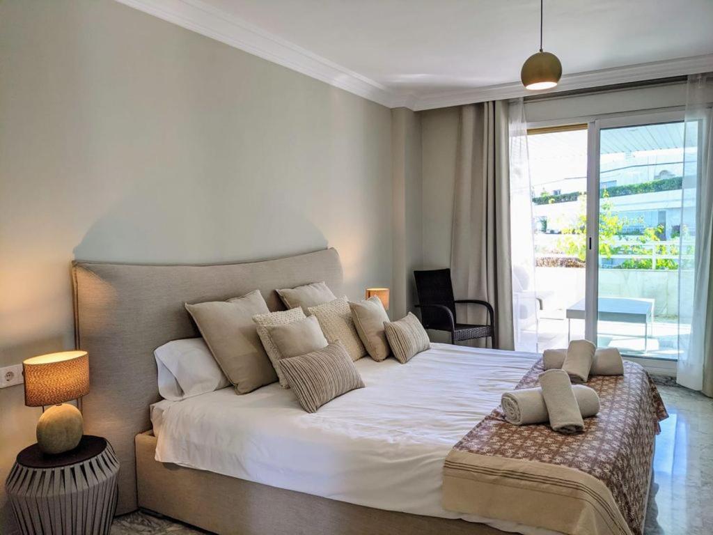 Coral Beach Aparthotel Марбелья Екстер'єр фото