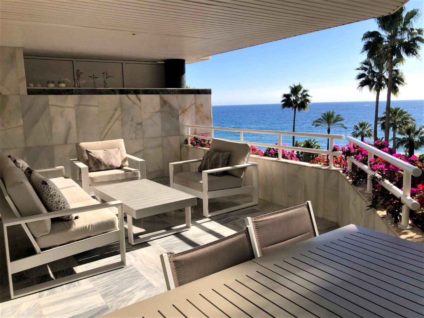 Coral Beach Aparthotel Марбелья Екстер'єр фото