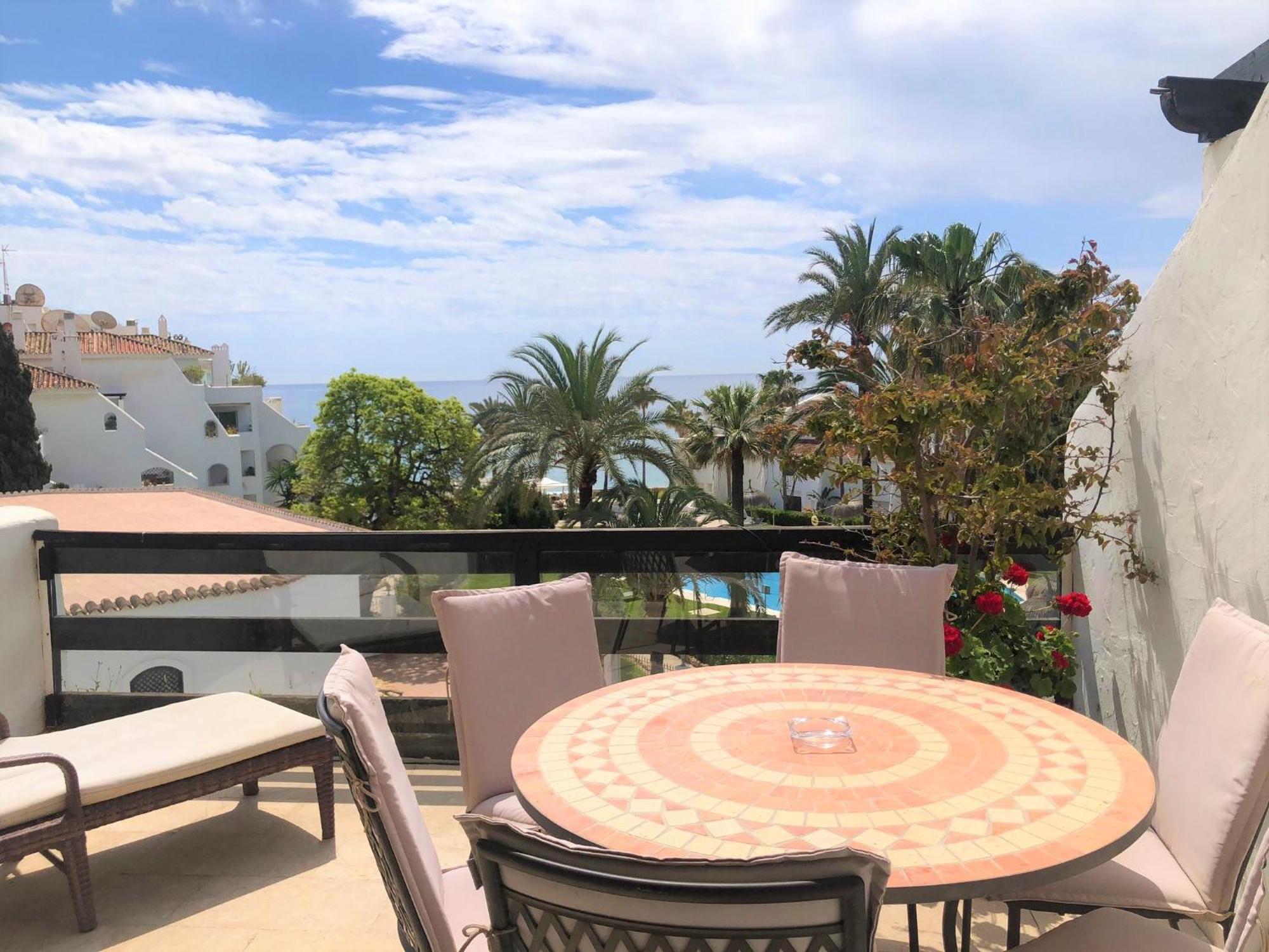 Coral Beach Aparthotel Марбелья Екстер'єр фото